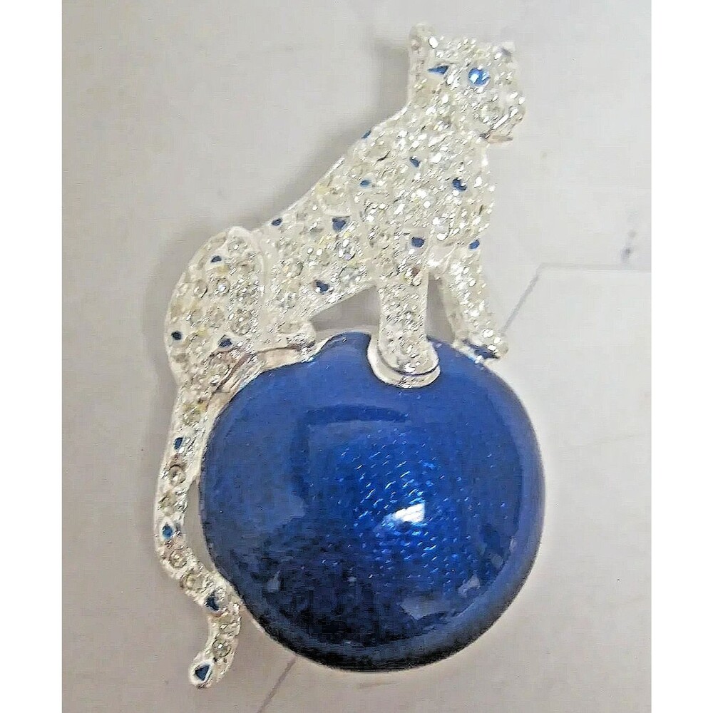 Napier Silver Tone Leopard Brooch with Rhinestones